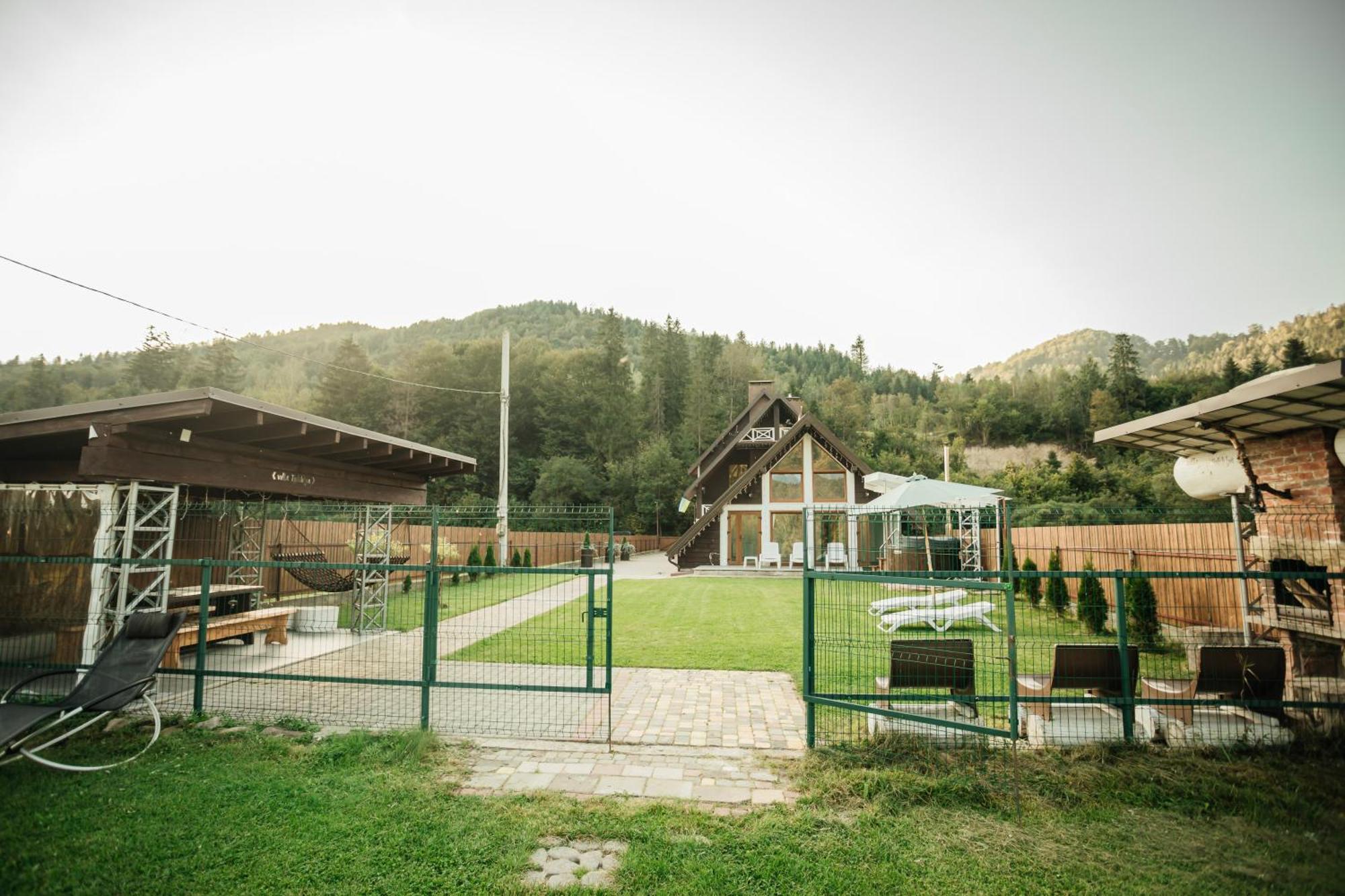 Villa Tukhlay Tukhlya Экстерьер фото